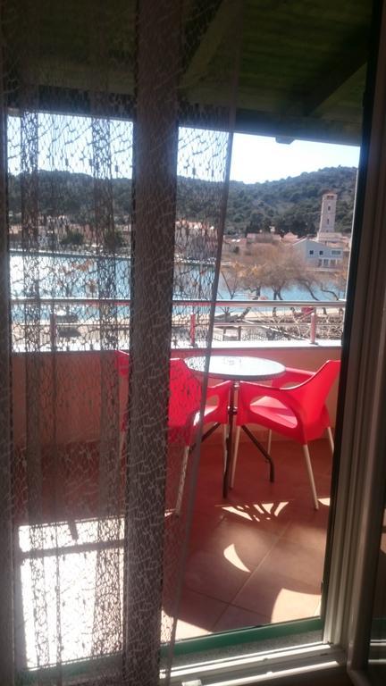 Apartment Tisno Buitenkant foto