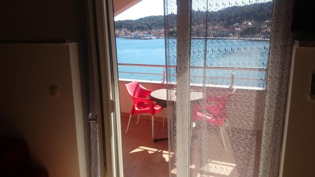 Apartment Tisno Buitenkant foto